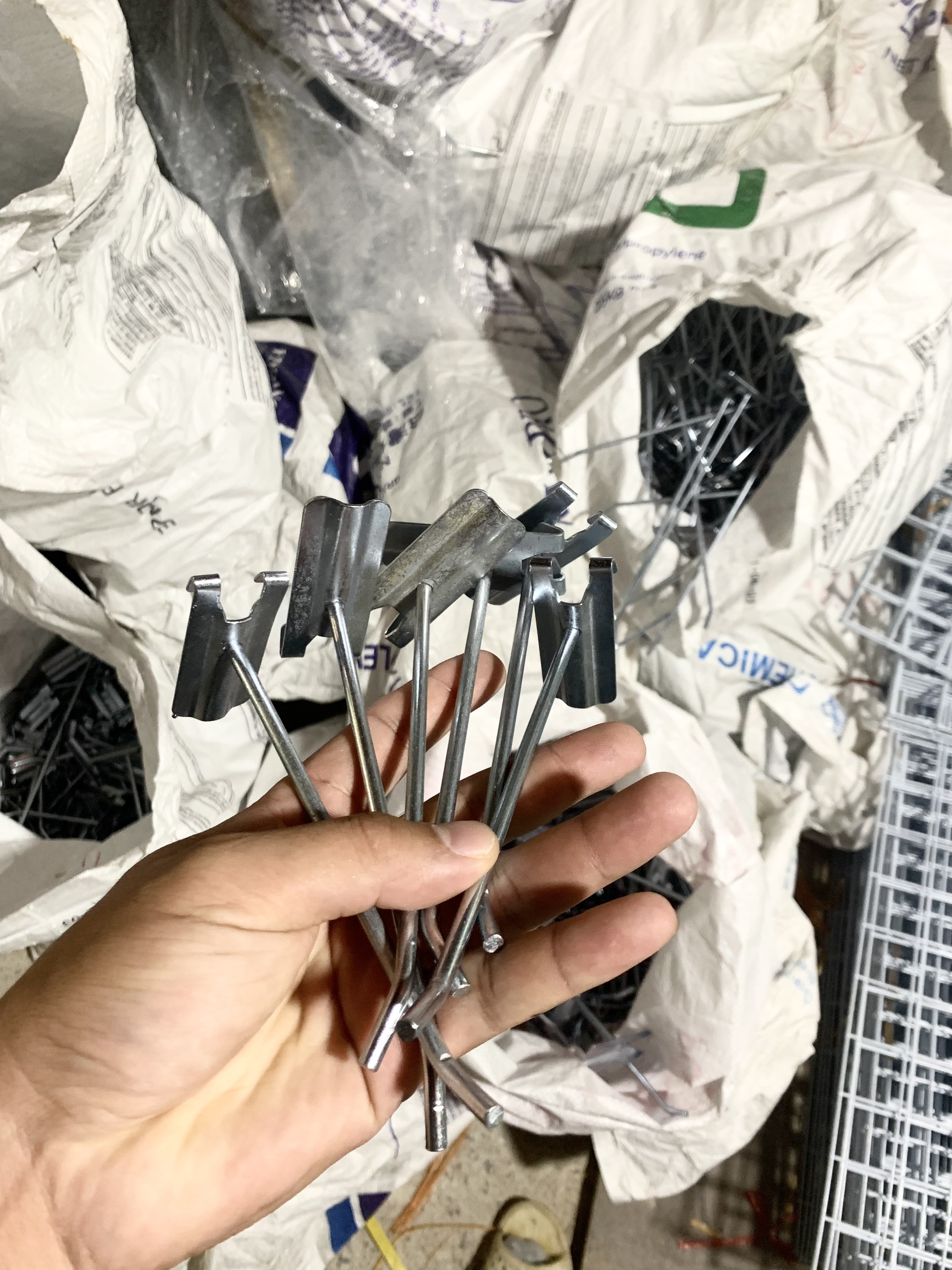 Combo 10 móc treo đồ, tay cài lưới mạ kẽm đủ kích thước