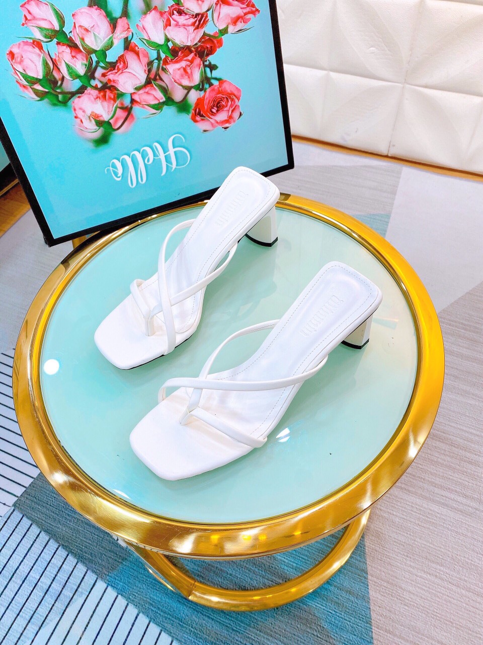 Guốc nữ thời trang, dép nữ cao gót kiểu xỏ ngón gót 7p chuẩn size màu đen và trắng