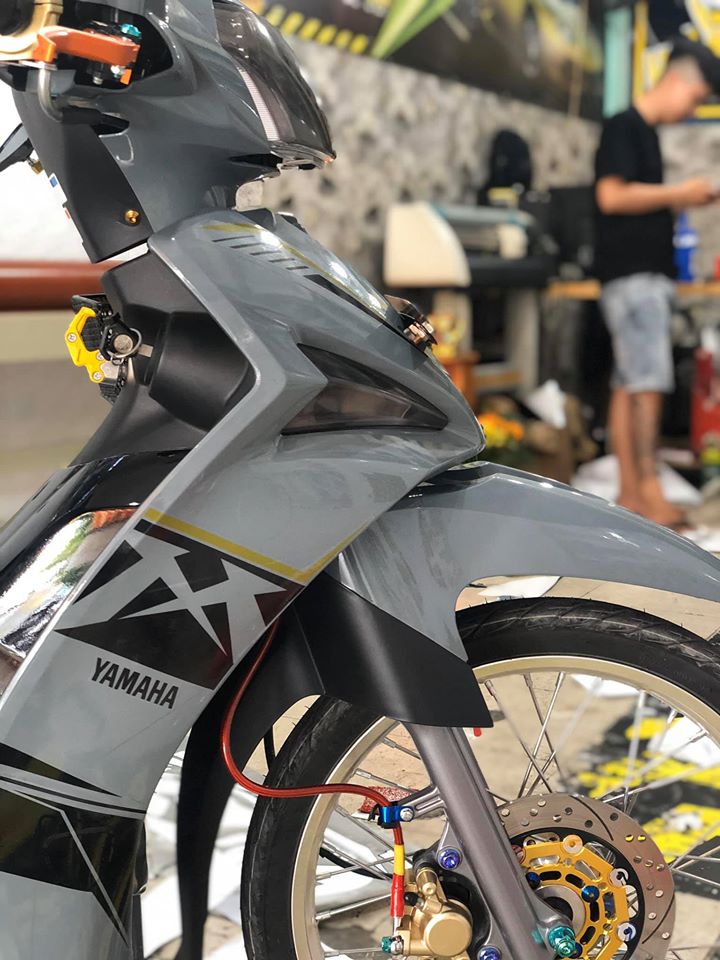 Sirius Fi độ kiểng đơn giản đầy quyến rũ của biker Việt