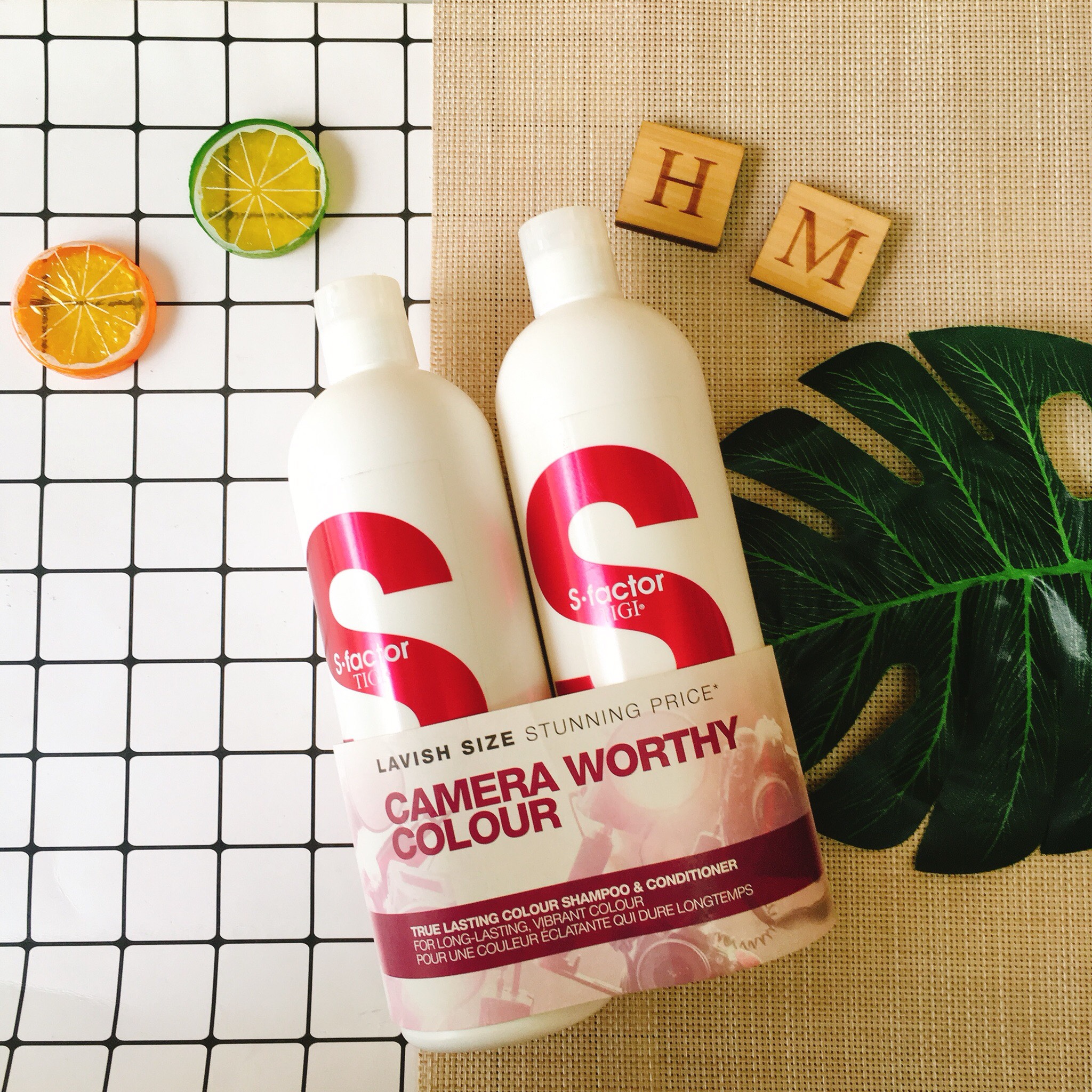 Cặp Dầu gội đầu tigi trắng bản nâng cấp mới giúp tóc bồng bềnh, mượt mà gồm gội