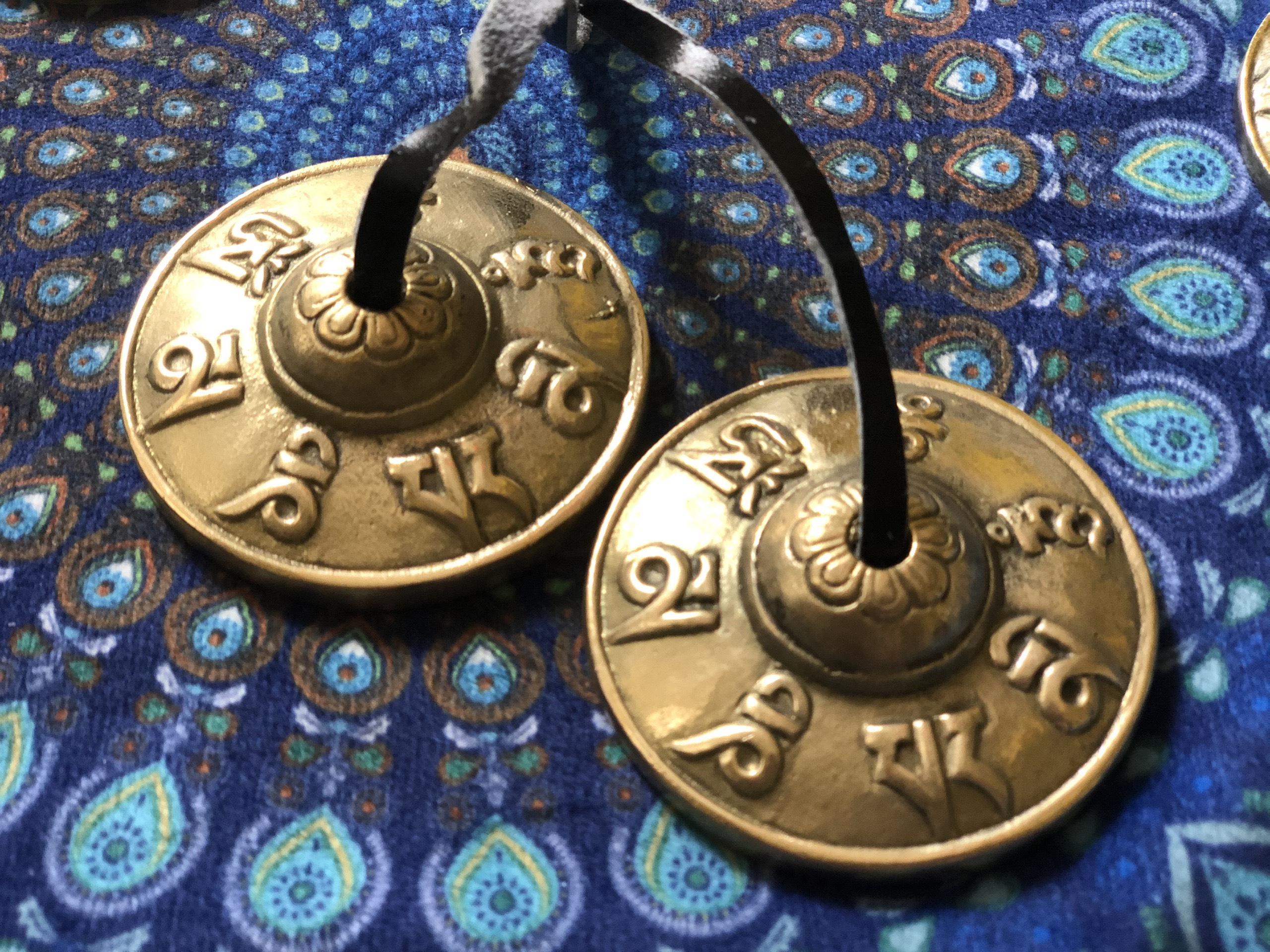 Chũm chọe Tây Tạng Tingsha