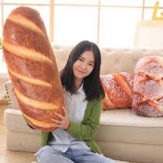 gối ôm 3d hình bánh mì kích thước 72cm đến 100 cm