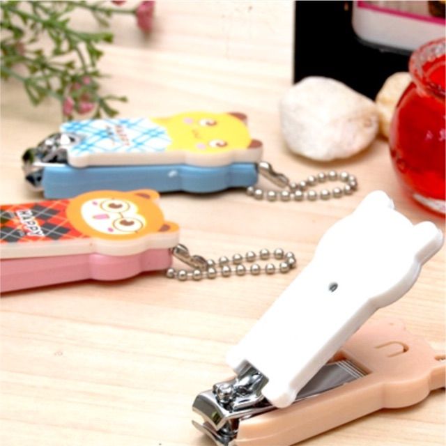 Bấm móng tay hình thú sắc màu đáng yêu