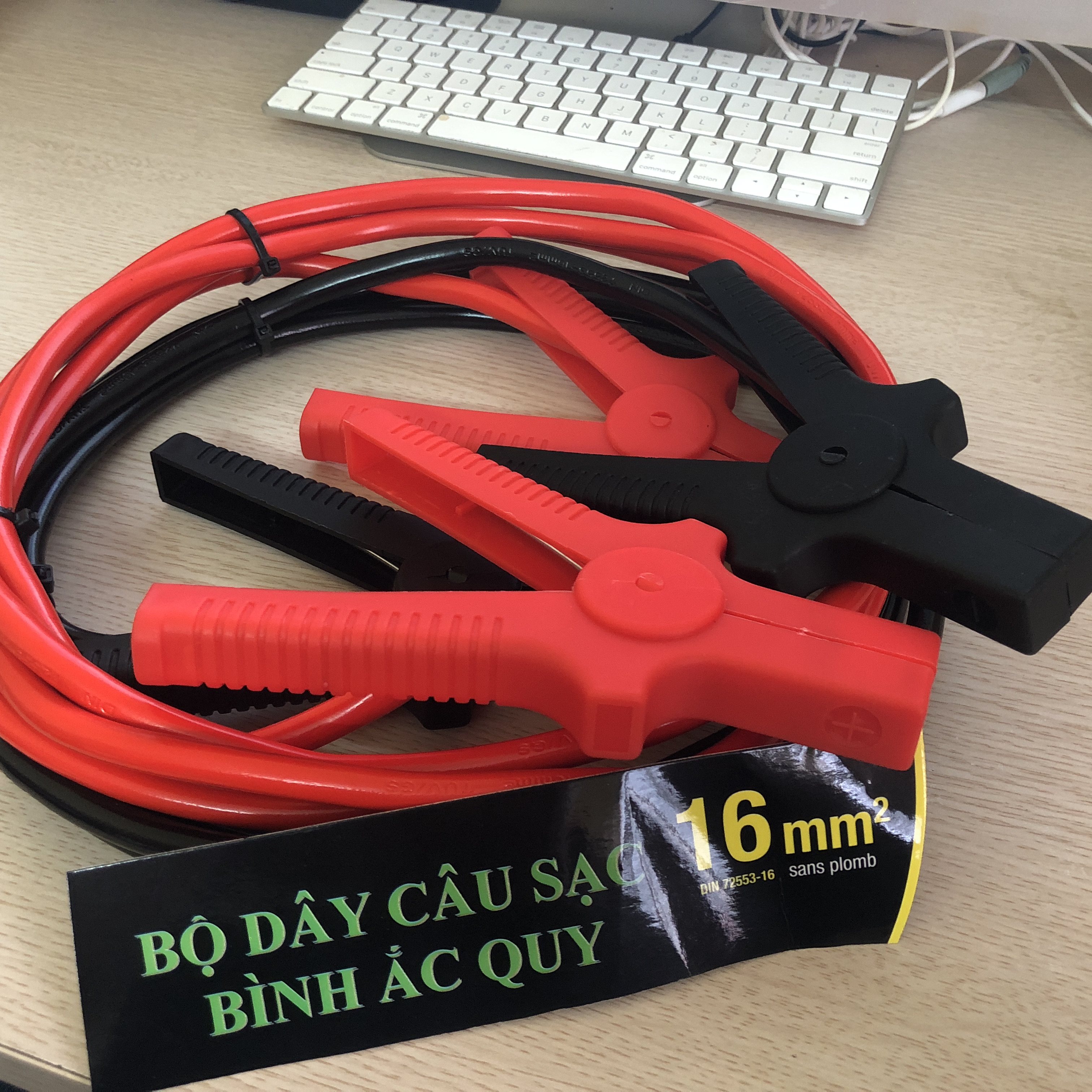 Dây Câu Bình Ắc Quy Ô Tô 2000A, Lõi Đồng 18mm, nặng 2,3kg, Dài 3M HànG Chất Lượng Cao