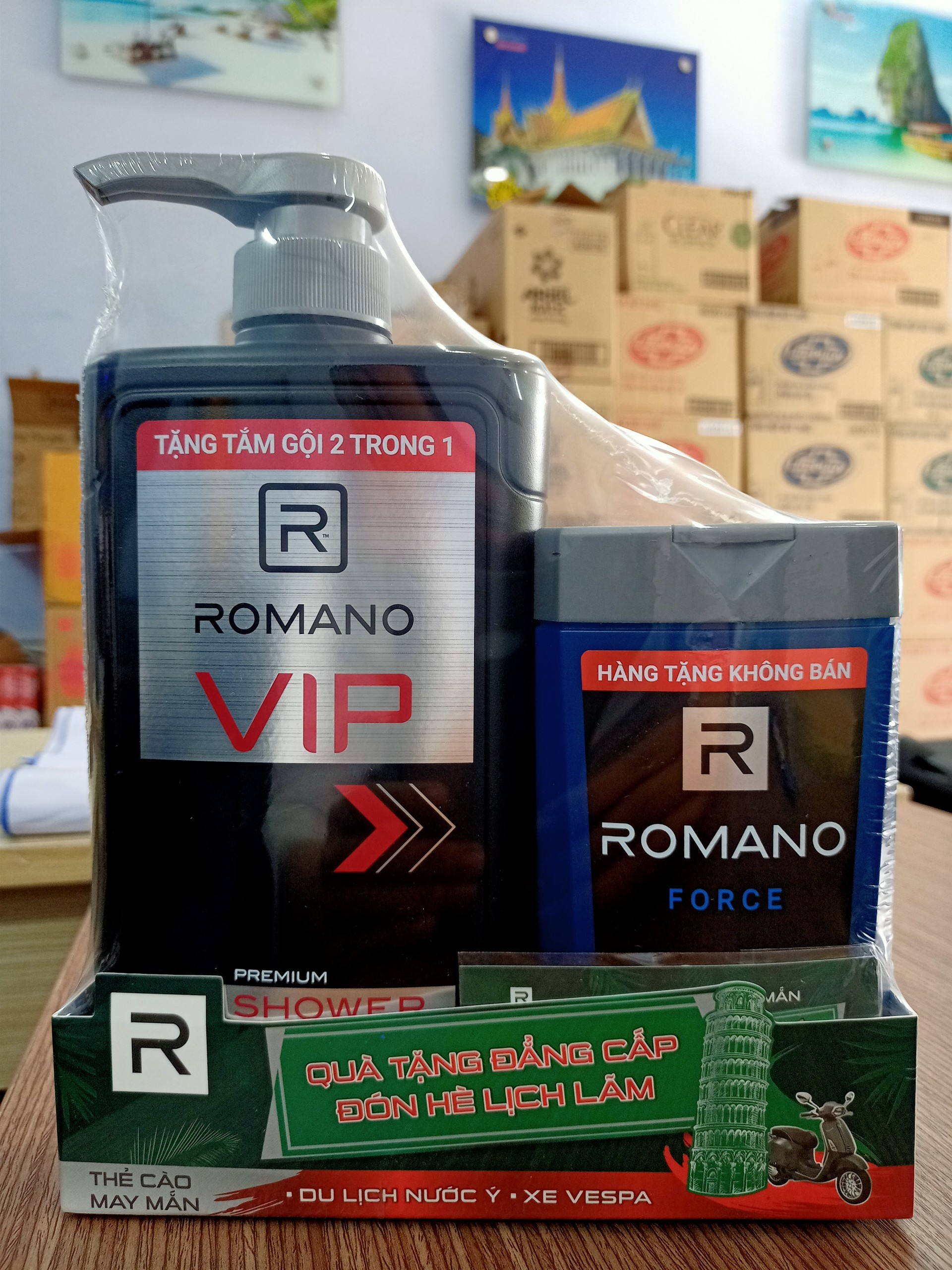 Sữa tắm hương nước hoa cao cấp Romano VIP 650g tặng Romano Force tắm gội 2 in 1