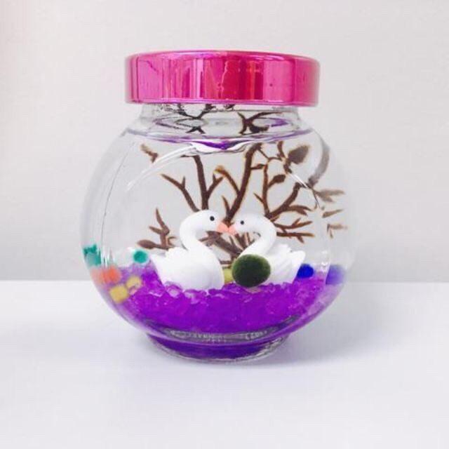 Lọ Marimo nghiêng lớn chủ đề đôi thiên nga trắng