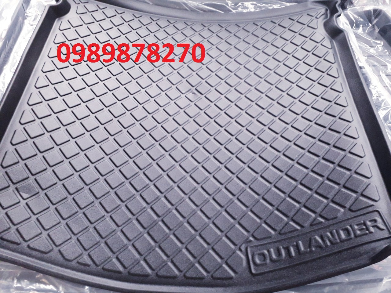 Tấm lót cốp nhựa dẻo xe Mitsubishi Outlander 2018 đến 2022