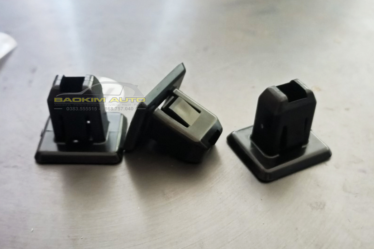 Đế gài chốt Taplo (phe nhựa gài chốt Taplo) Chevrolet Captiva, chính hãng GM, nhập khẩu GM Korea