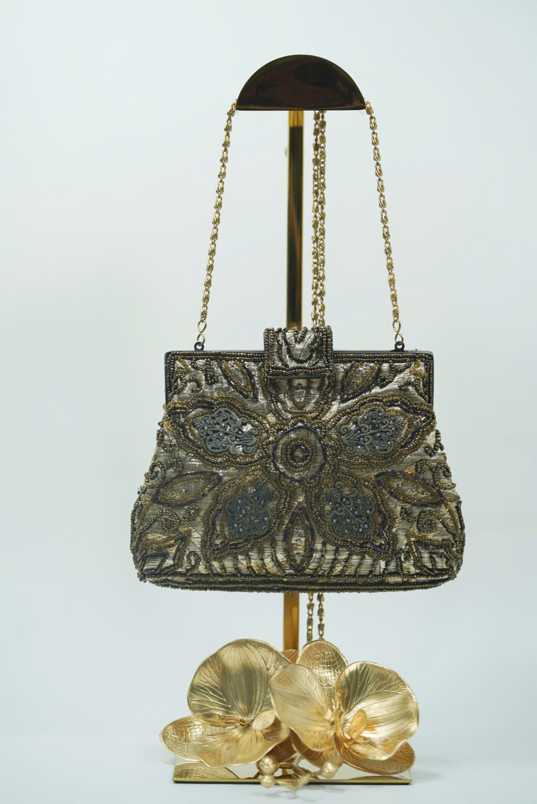 [ Woosilver ] Túi Cườm Vintage Hoa Văn Nổi Sang Trọng– Secondhand – TX401
