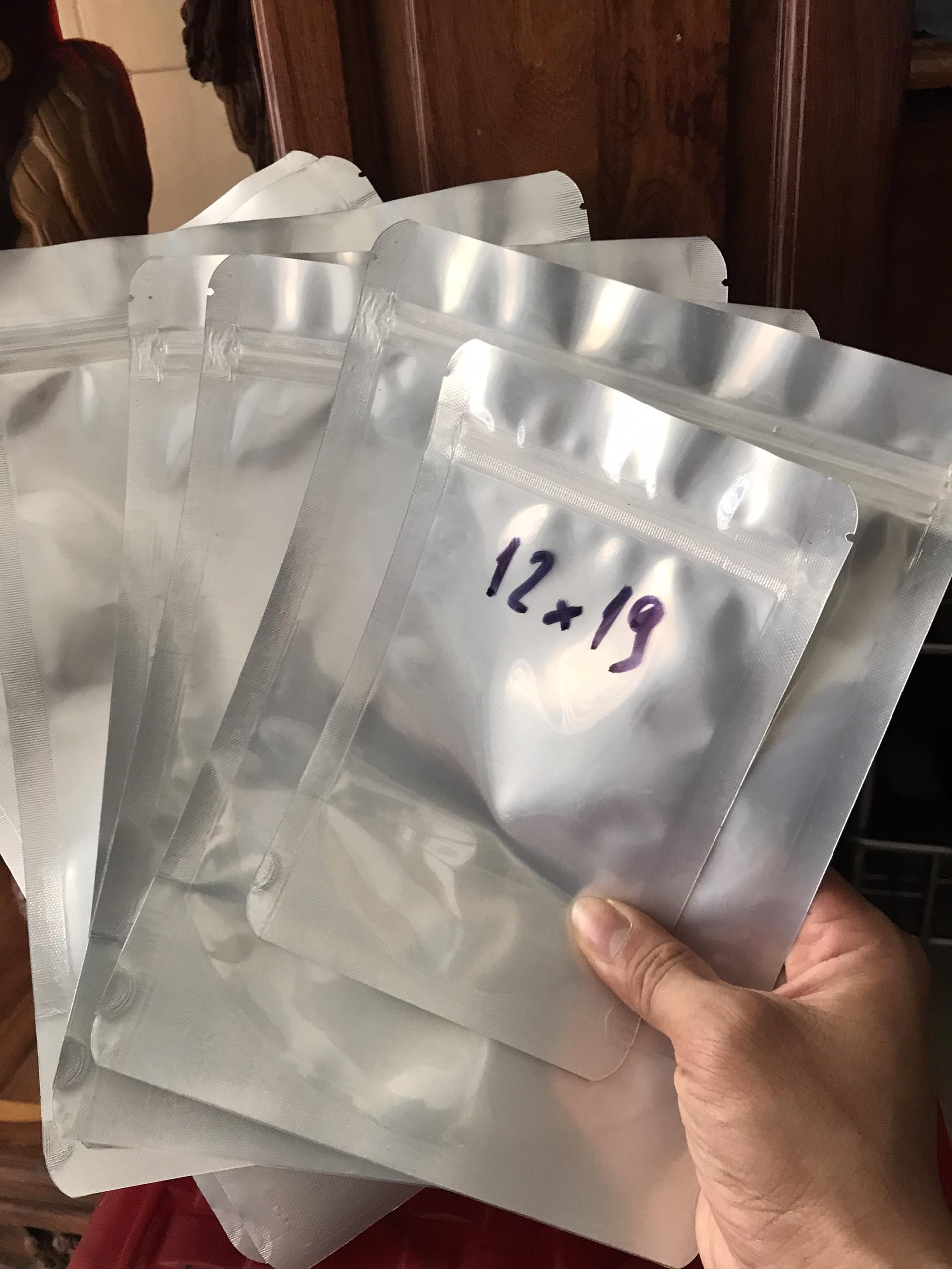 [HCM][Giá sỉ] TÚI ZIP BẠC 12X19cm (0.5KG TÚI ZIP 1 MẶT BẠC 1 MẶT TRONG) - nhieuthuhay88