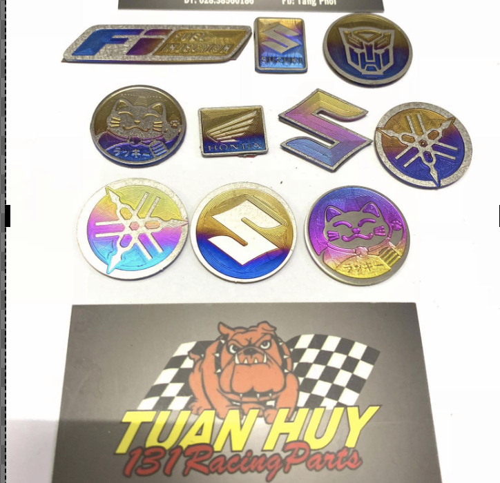 Logo titan  tem titan vuông  tròn  nhỏ gắn mặt nạ  nhiều vị trí trên xe máy
