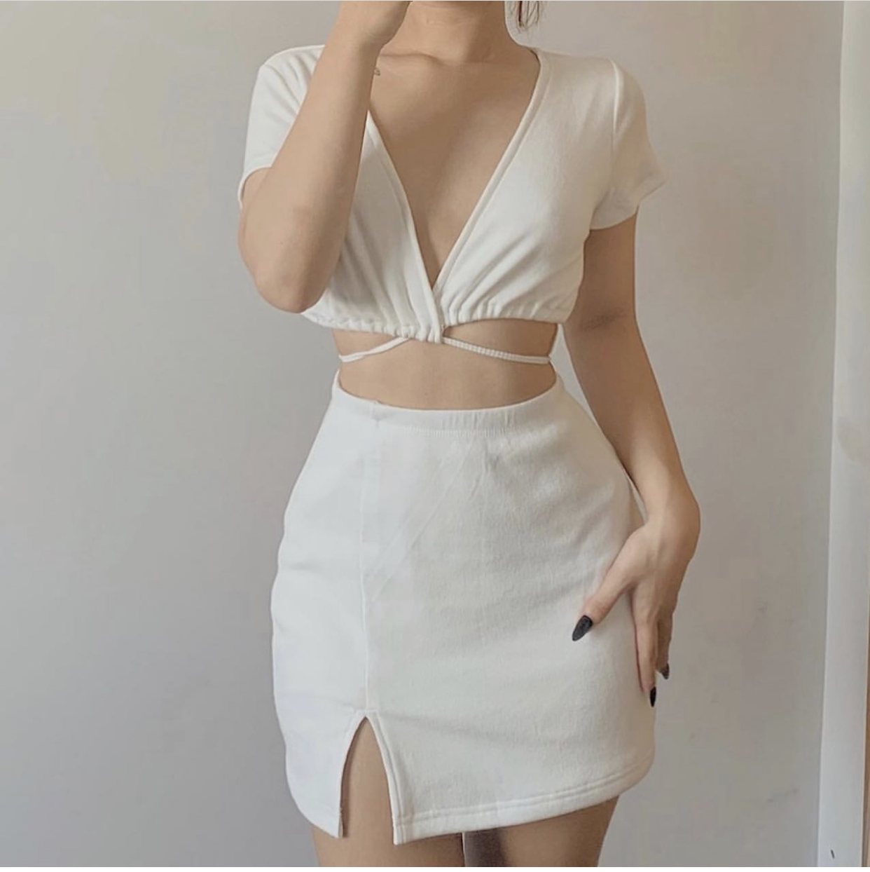 Áo croptop trắng nữ kiểu cột dây tay ngắn sugarbomb.mode