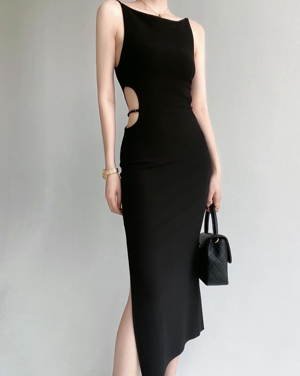 Đầm tiệc 2 dây cổ cao , khoét eo sang trọng