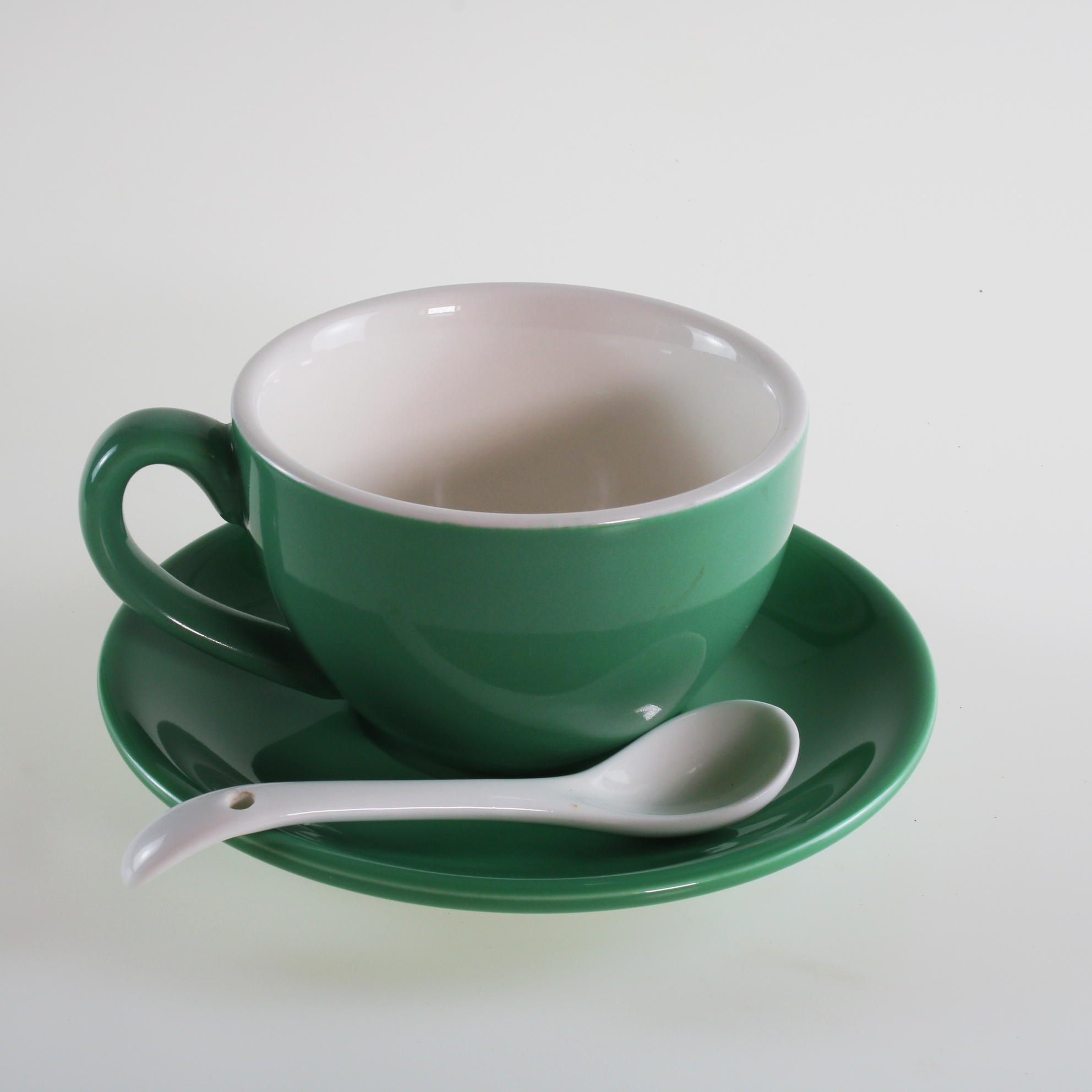 Ly Sứ Cafe Cappuccino 220ml màu xanh lá ( ly và muỗng không kèm theo đĩa )