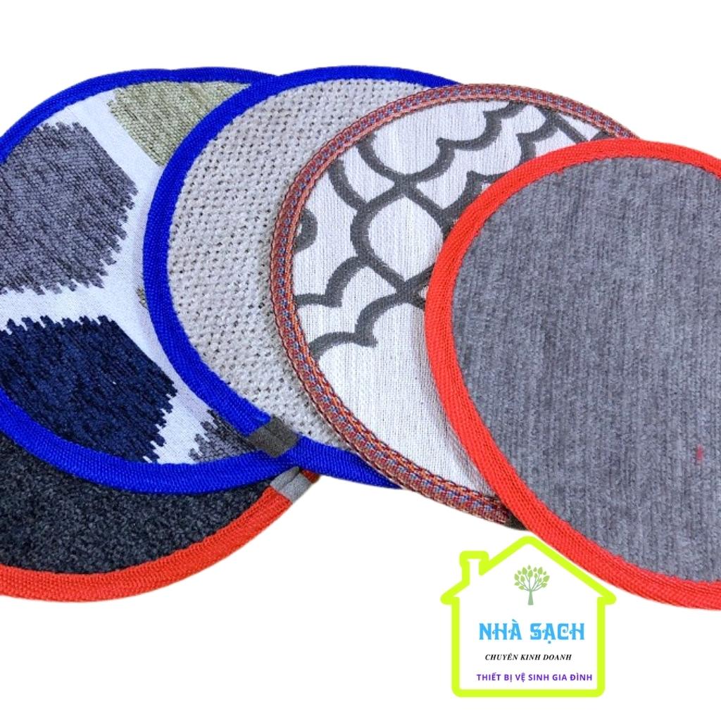 Tấm Lót Nồi Hình Tròn 22Cm Loại Tốt Chất Liệu Vải [ Giao Mầu Ngẫu Nhiên ]