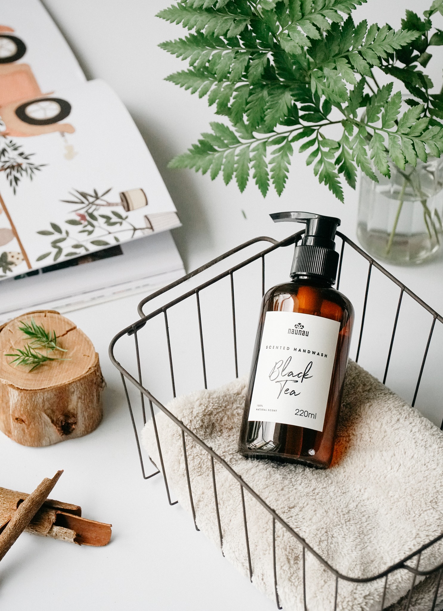 Nước rửa tay Black Tea