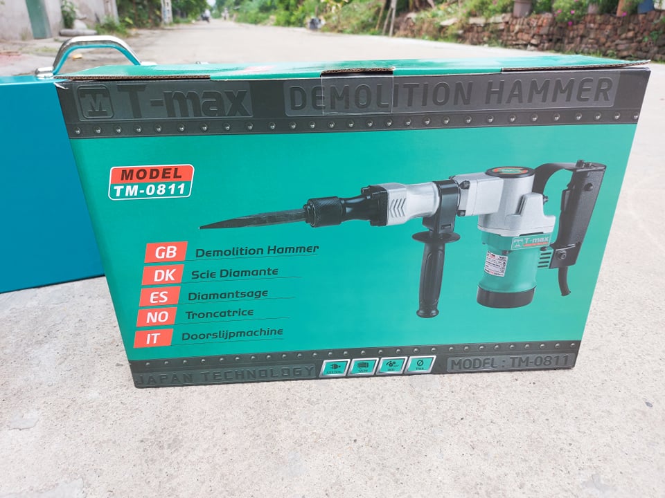 Máy chuyên đục bê tông 17mm t-max công xuất 1250w model 0811
