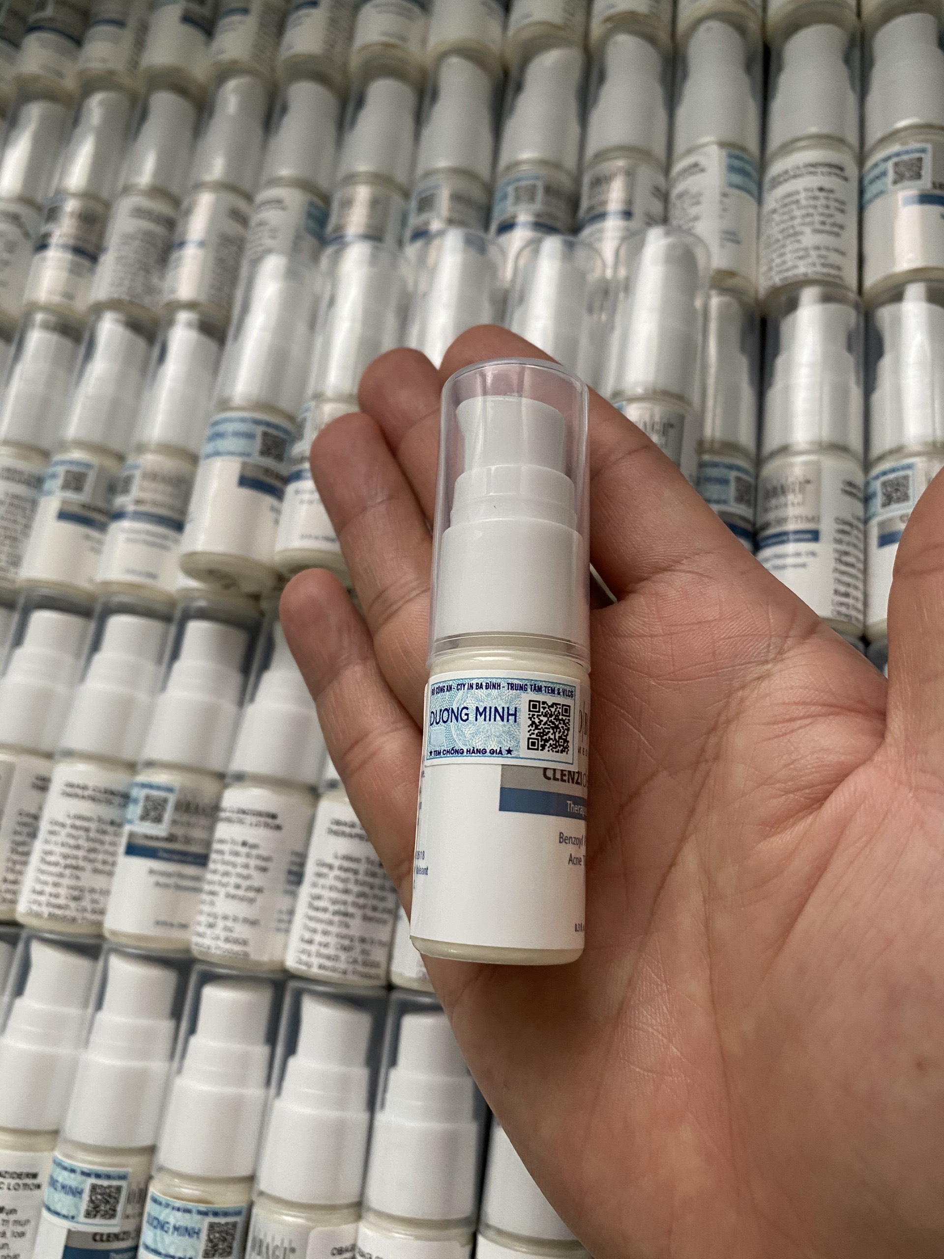 Kem chấm mụn Obagi mini 10ml dạng lotion BPO làm teo còi mụn hiệu quả