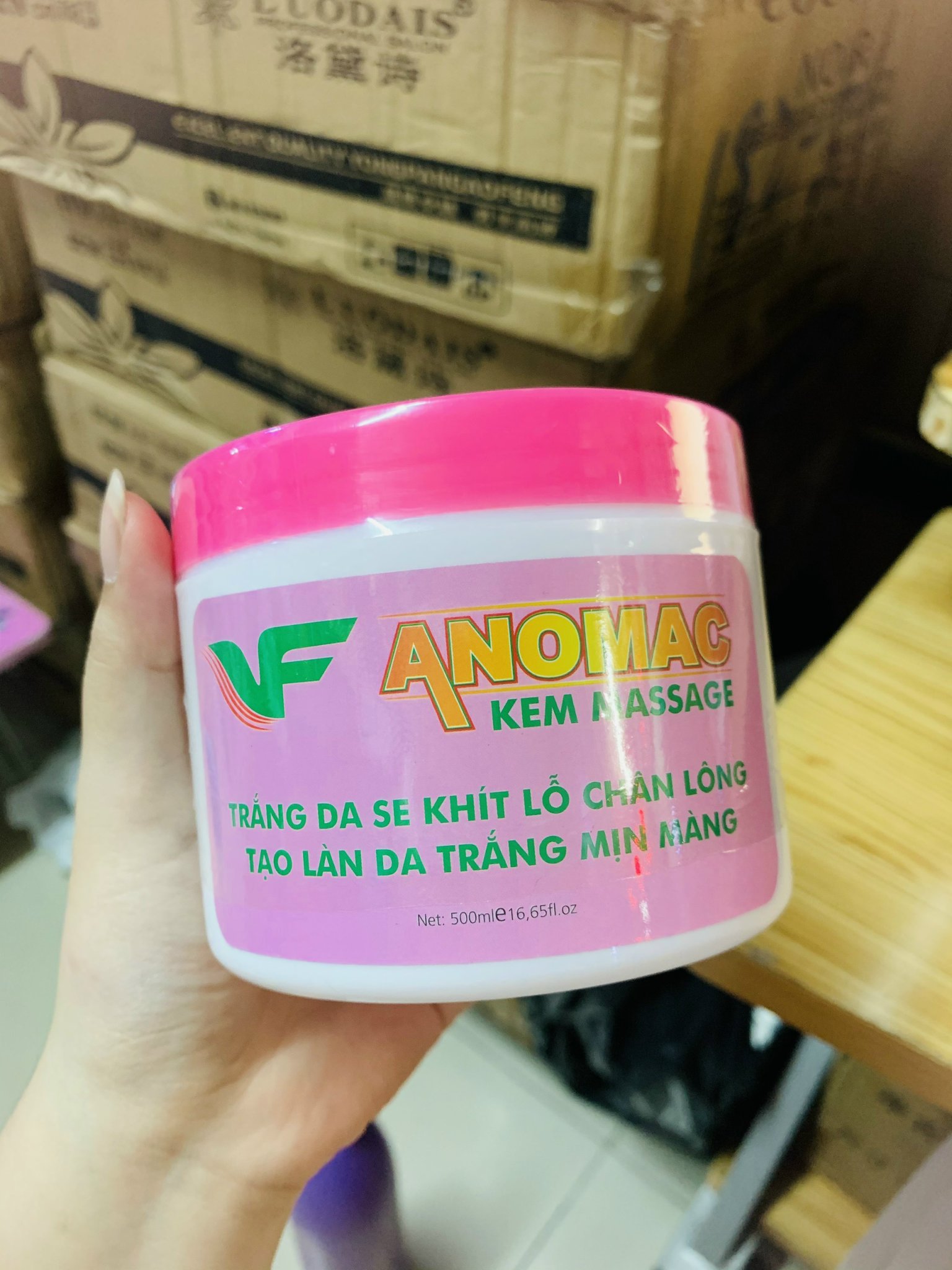 Kem Massage Anomac, trắng da se khít lỗ chân lông, làm trắng mịn 500ml
