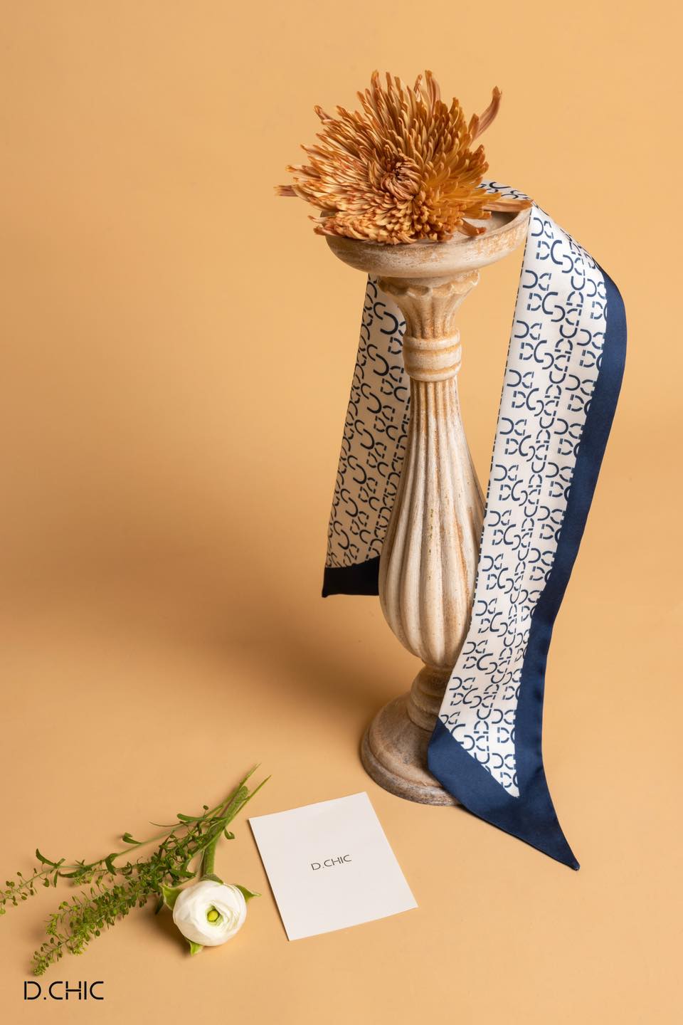 Khăn lụa nhỏ d.chic ms: 60002711