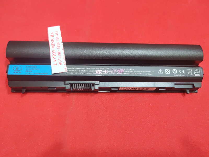 Pin laptop Dell RFJMW