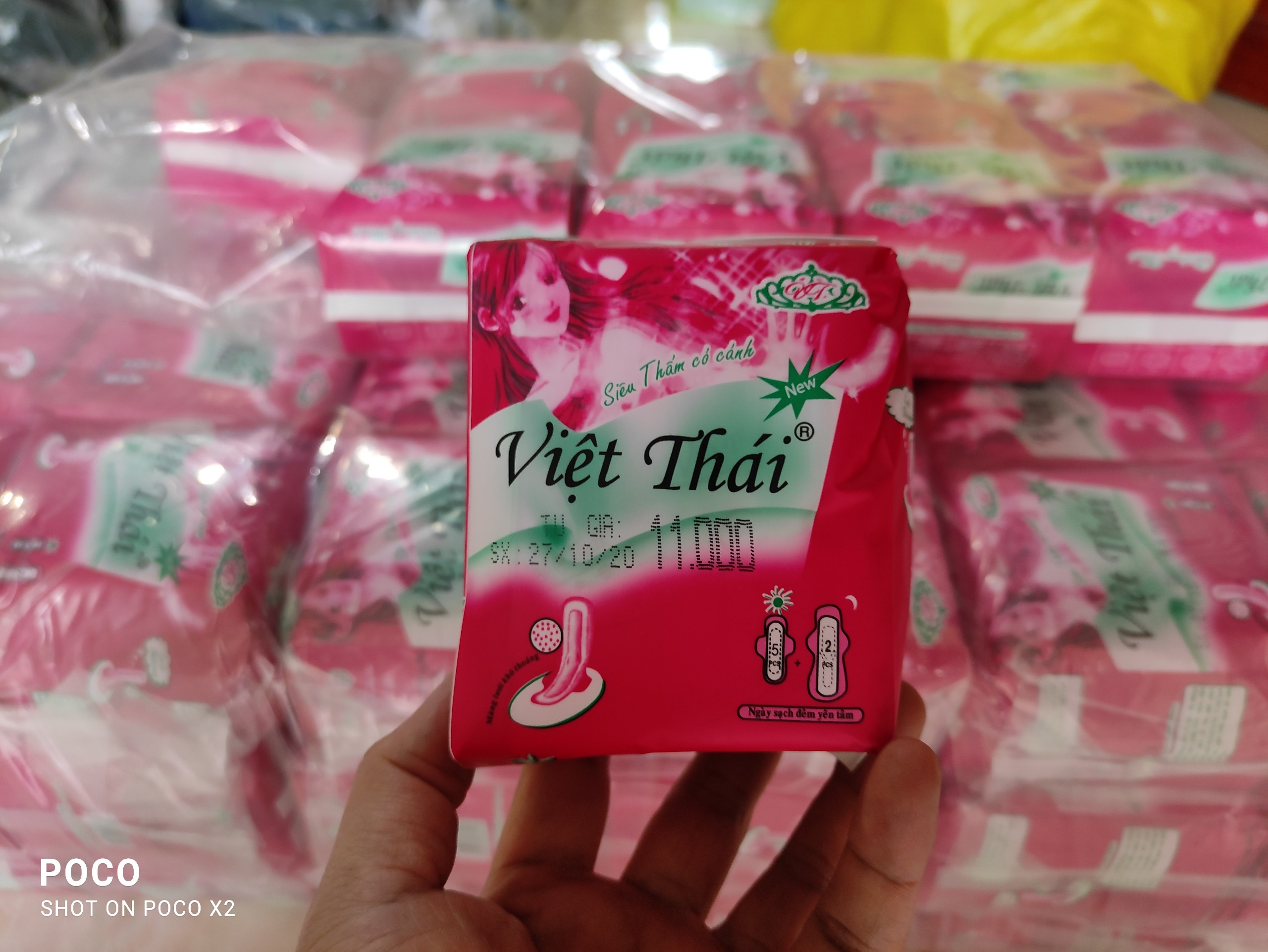 CÓ CÁNH Combo 10 gói Băng vệ sinh Việt Thái có cánh gói 7 miếng gói