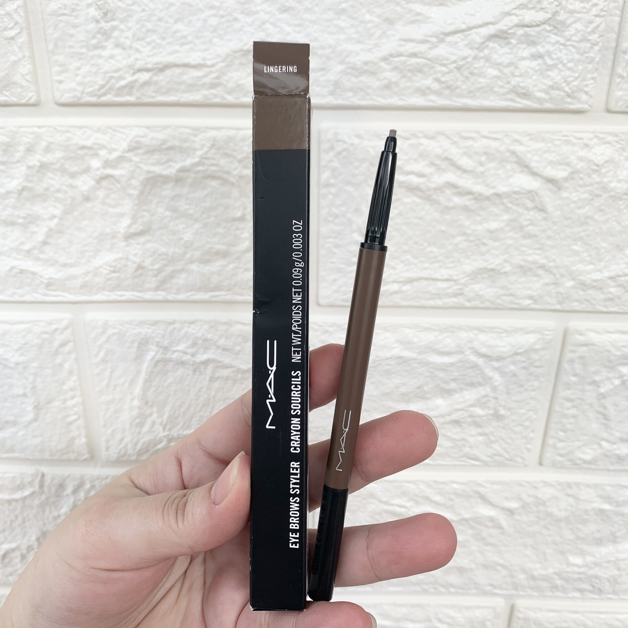 Chì kẻ chân mày màu lingering - mac - eye brows styler crayon sourcils 0.09g