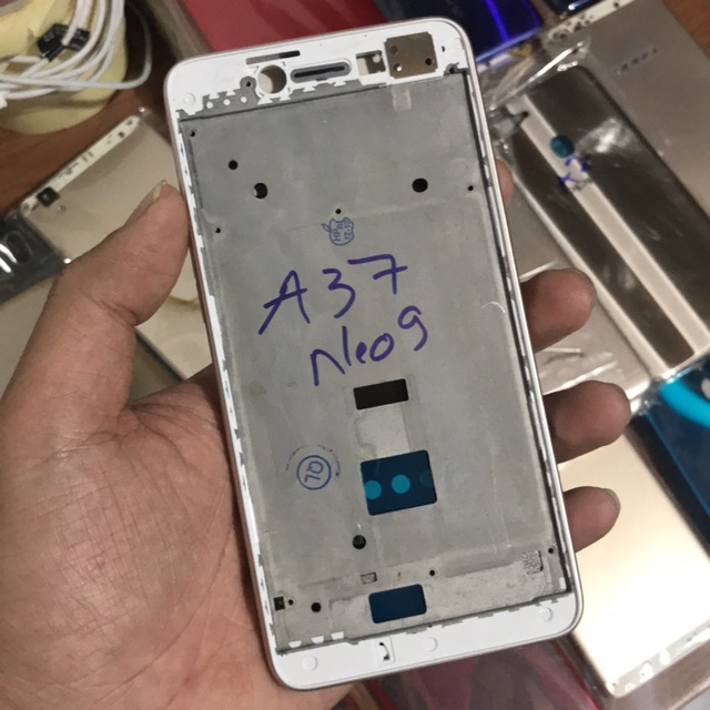 Bộ Vỏ + Sườn Oppo Neo 9 (A37) Zin Tặng Kèm Khay Sim