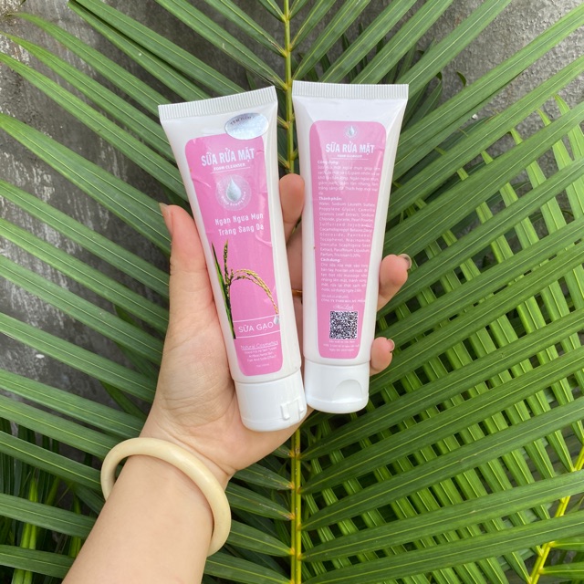 Sữa rửa mặt sữa gạo