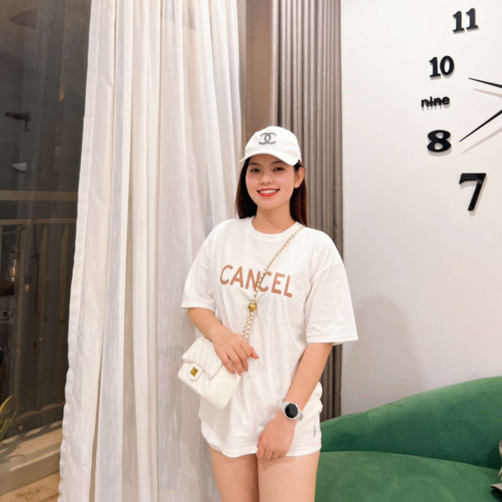 Áo thun tay lỡ form rộng