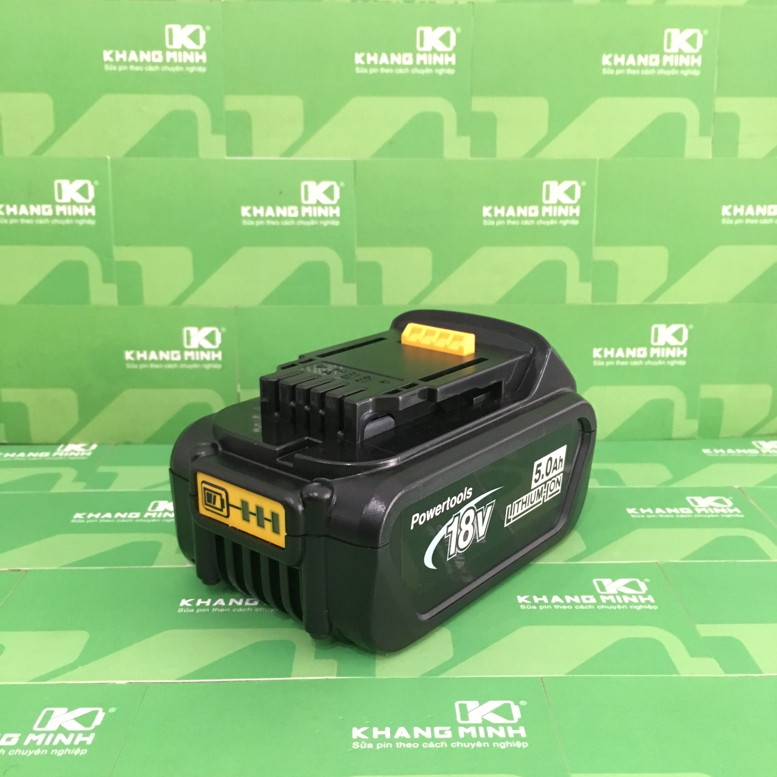 [HCM]Vỏ pin Dewalt 20V 5S 2P vỏ 2 lớp mới 100% lắp được 2 hàng - 10 cell 18650