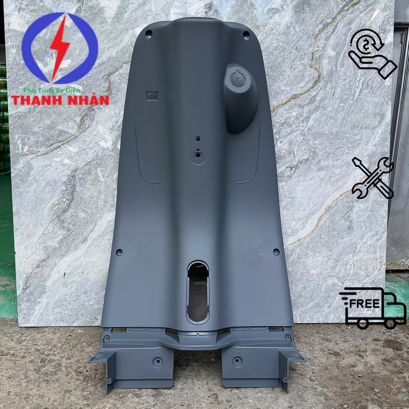 Yếm Sau Ổ Khoá Xe Điện K1 V1 Chính Hãng, Mặt Xám Sau V1 K1 Nhựa PP Dẻo Bền - CÓ Ổ KHOÁ
