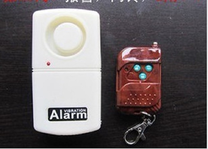 Báo động cảm ứng rung decom tặng kèm pin chống trộm xe máy, nhà cửa