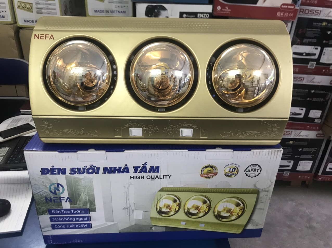 {Ấm tức Thì }Đèn sưởi Nhà tắm Nefa bóng VÀNG Chống Lóa Công Nghệ Nhật