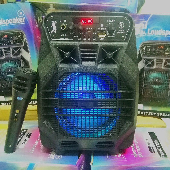 Loa Karaoke MN-10 kèm mic có dây.