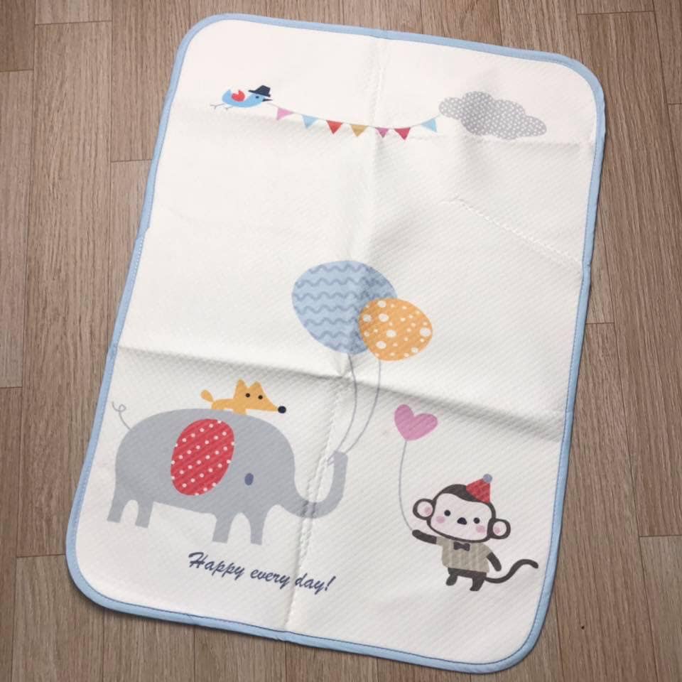 Tấm lót chống thấm 4D cho bé (50x70cm), chất liệu nilon cao cấp, ngăn chất lỏng thấm và tràn ra bên ngoài, êm ái và thoáng mát cho bé