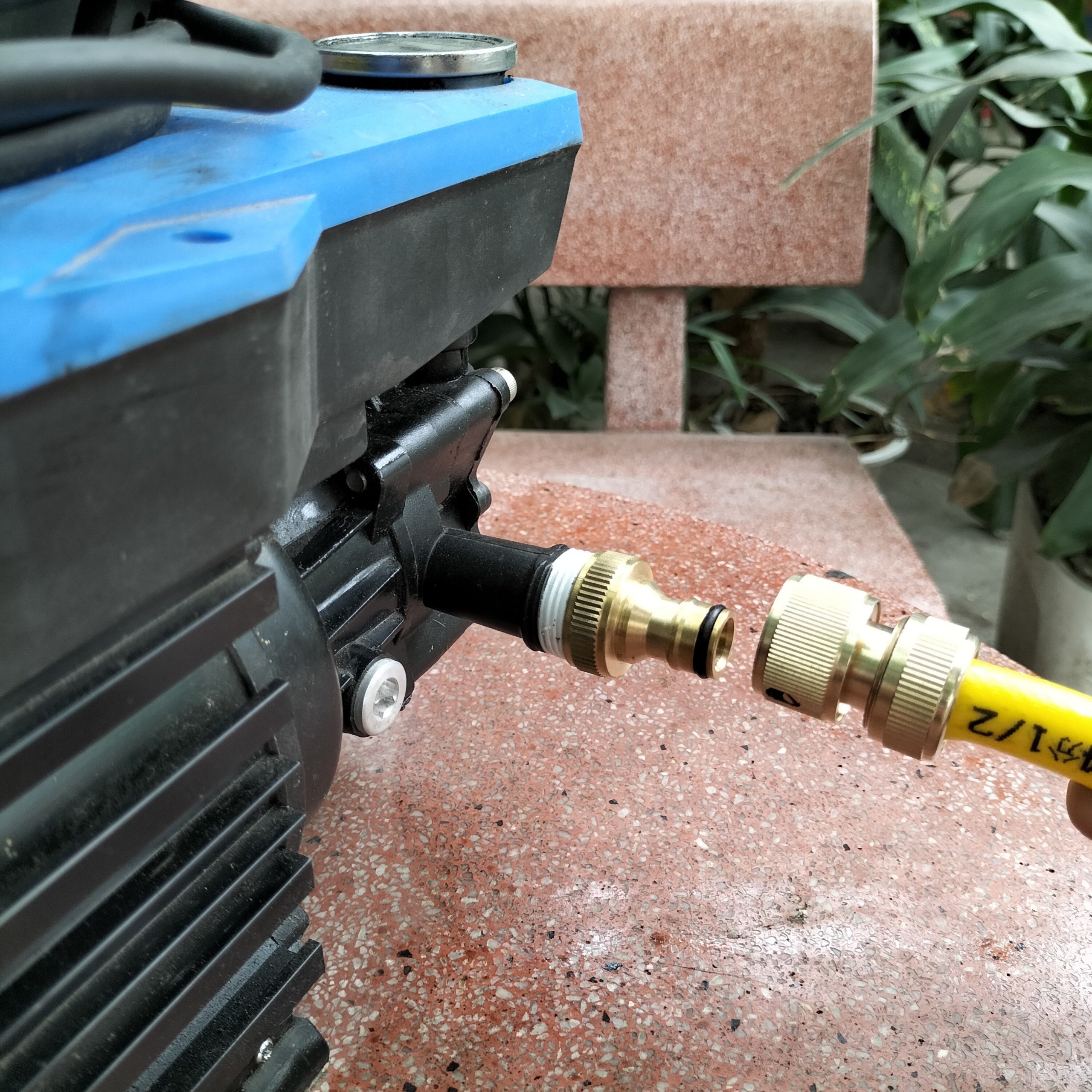 Bộ Khớp Nối Nhanh Đầu Vào Máy Rửa Xe (Bằng Đồng) Giá 25,000 Đồng*Miễn phí vận chuyển