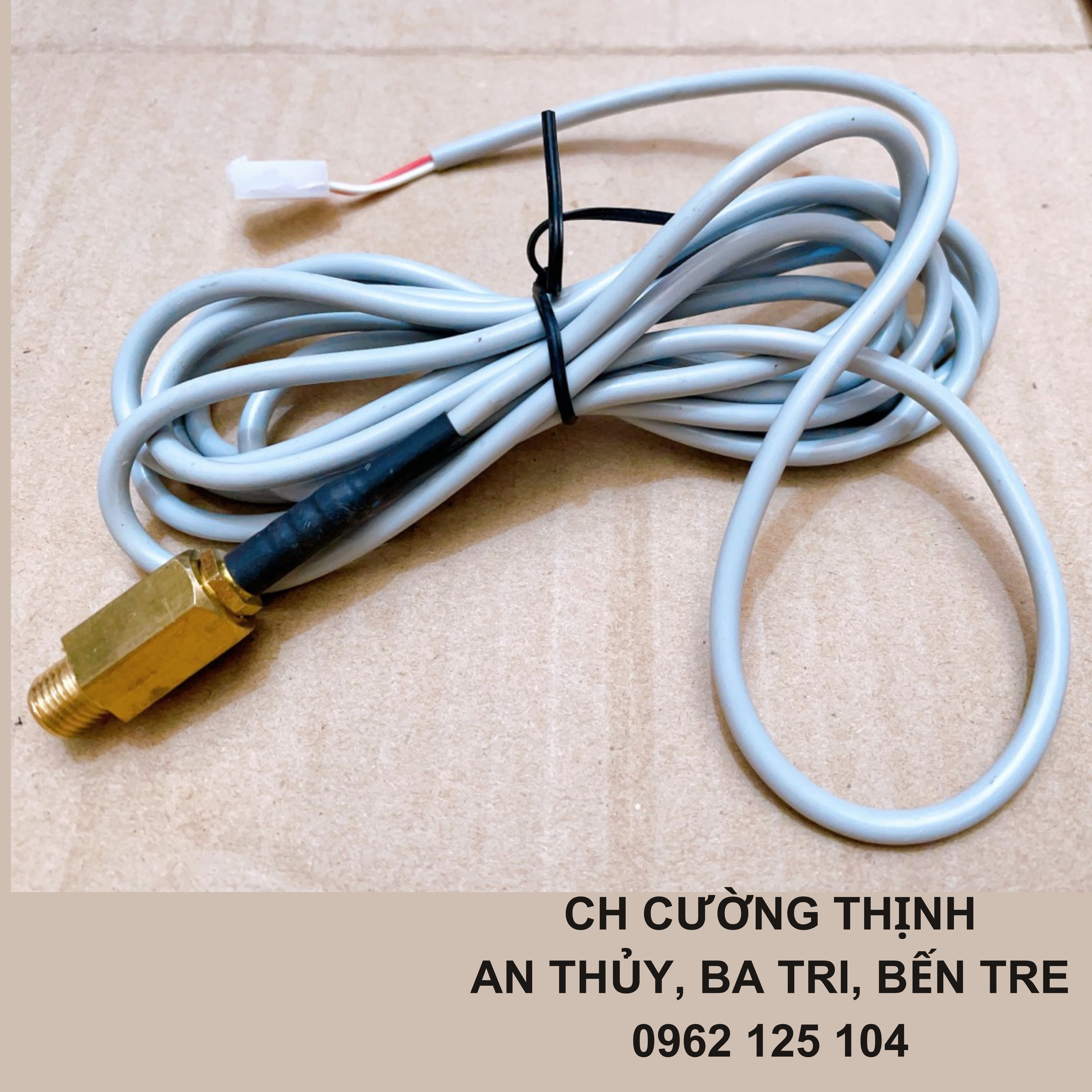 Cảm biến nước tàu thuyền