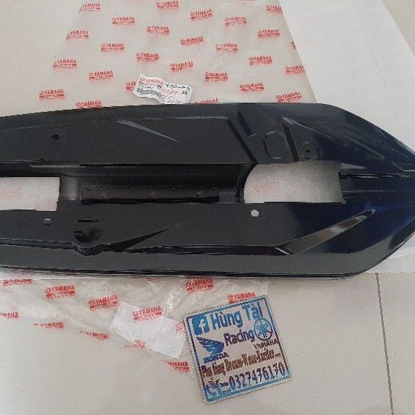 Hộp bọc xích sên xe Taurus màu đen zin yamaha