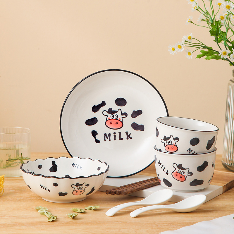 Bô chén đĩa, bát ăn bằng gốm sứ họa tiết bò sữa dễ thương ngộ nghĩnh.