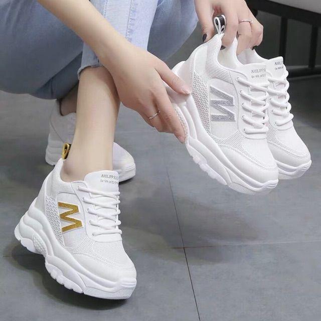 Giày thể thao nữ độn đế chữ M hót