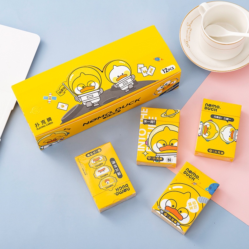Set bánh hoạt hình dễ thương vịt vàng