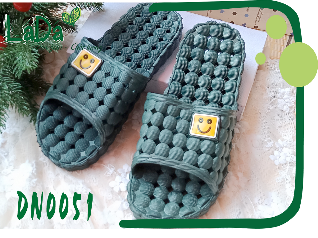 Dép Mang Trong Nhà Mặt Cười Có Lỗ Thông Thoáng [Dn0051]