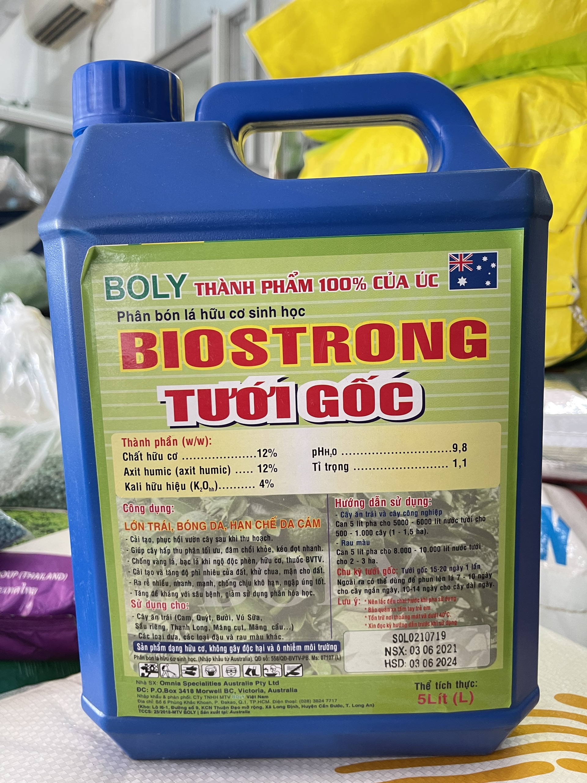 Phân bón lá biostrong hữu cơ sinh học can 5 lít