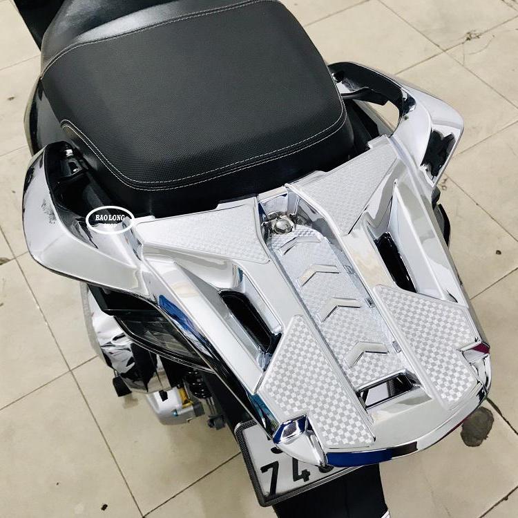 Ốp Cảng Sau Xi INOX gắn SH 2017,2018,1019