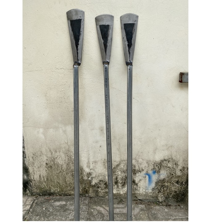 Dầm đào đất cong đánh cây cảnh cán dài 1m2