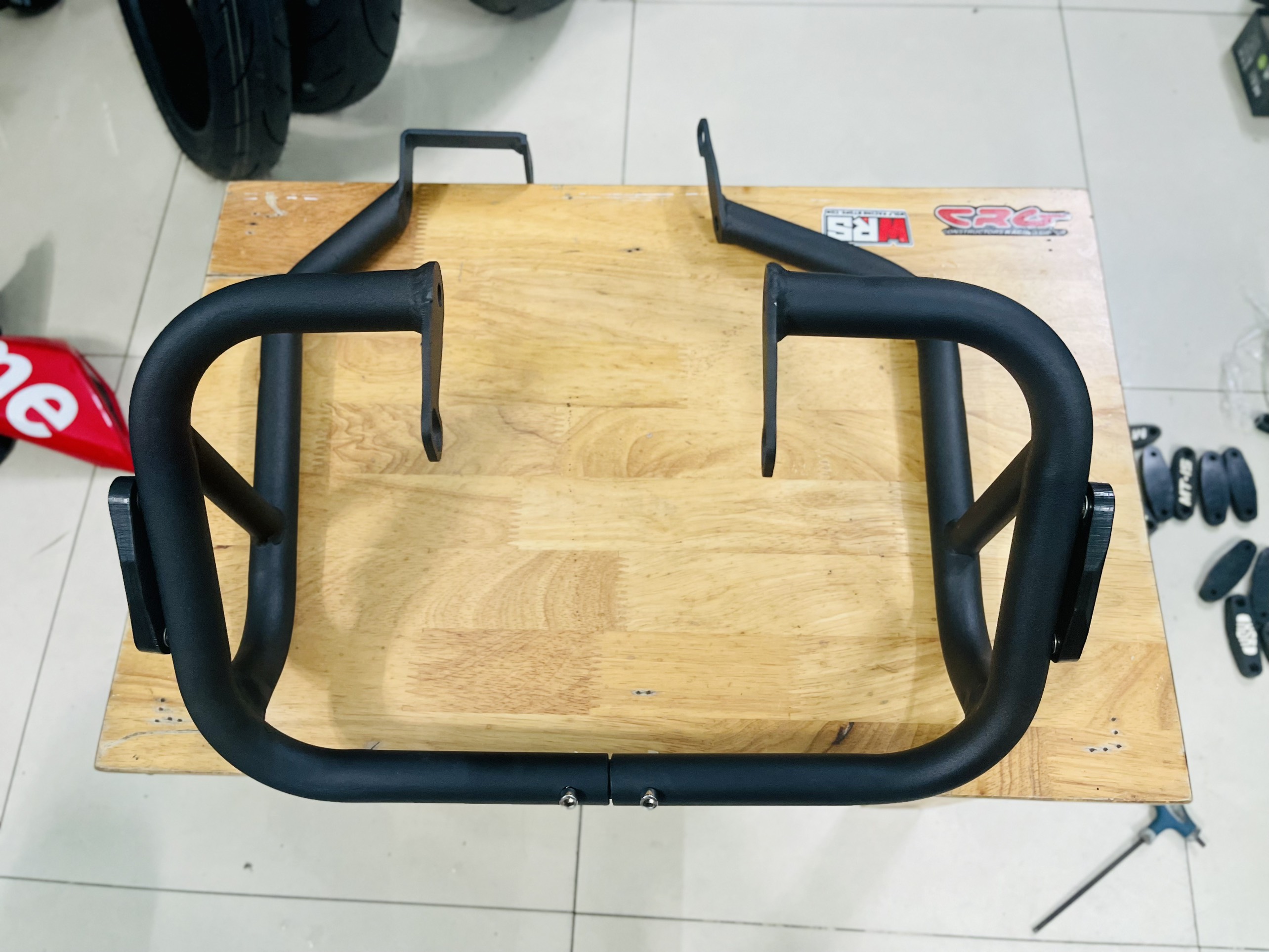 Chống đổ khung mt15 - xsr 155 mẫu mới