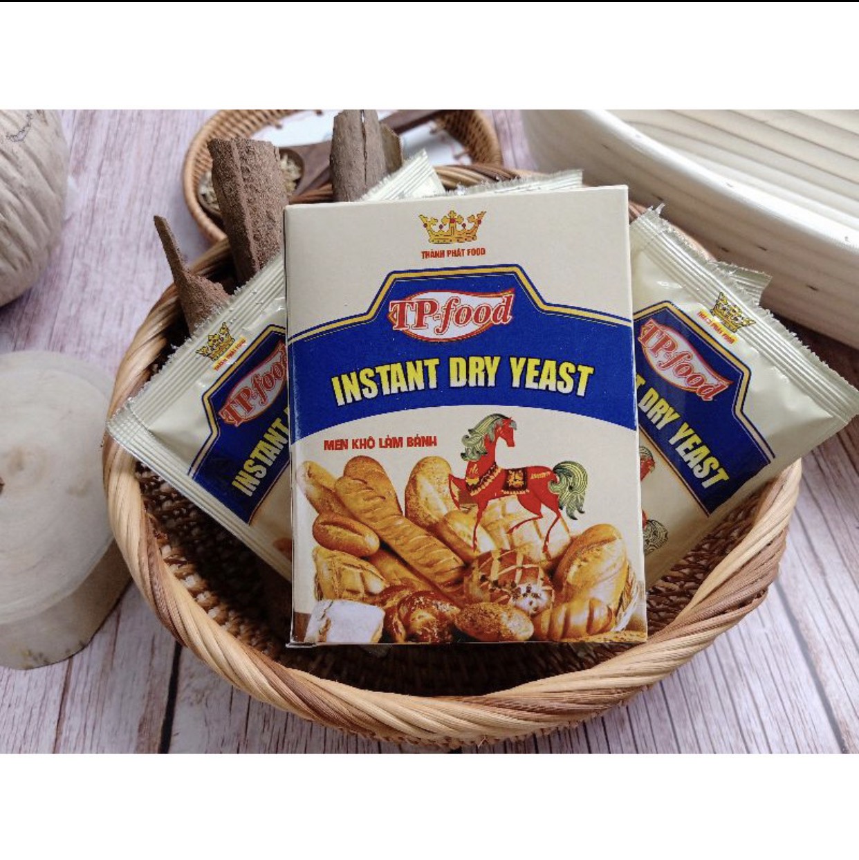 Bột nở làm bánh Instant Dry Yeast Thành Phát 10g