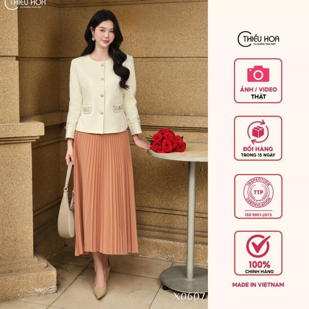 Middle-Aged Smooth Tweed Jacket Mixed with Vertical Fibers, Luxurious and Noble Design, Thieu Hoa Brand Ak5X0607