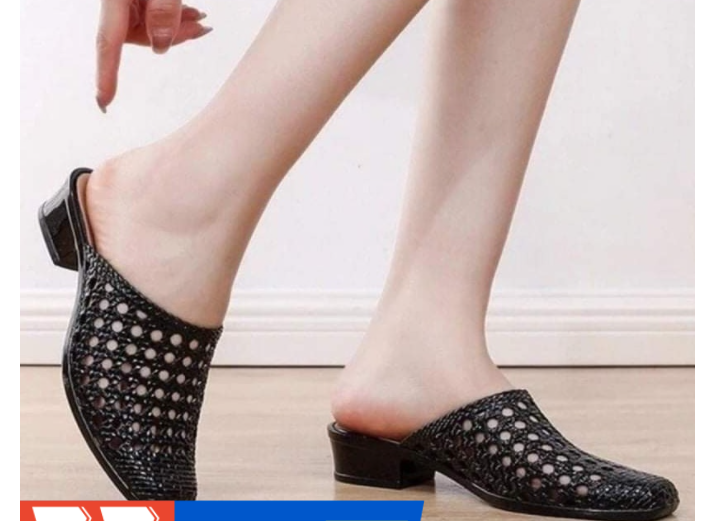 Dép sục nhựa dẻo lỗ đi mưa nữ
